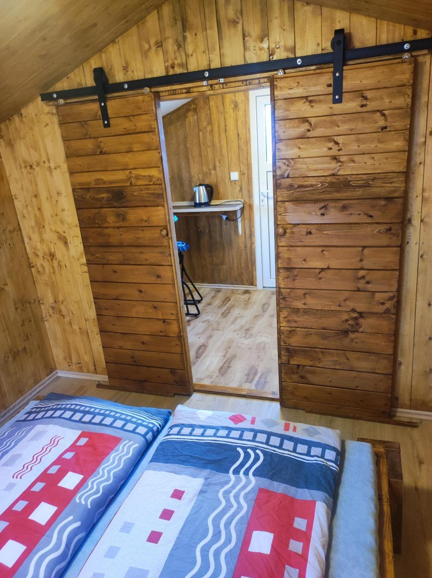 Ubytovani V Klimatizovanych Chatickach Stit Chlumec nad Cidlinou Extérieur photo