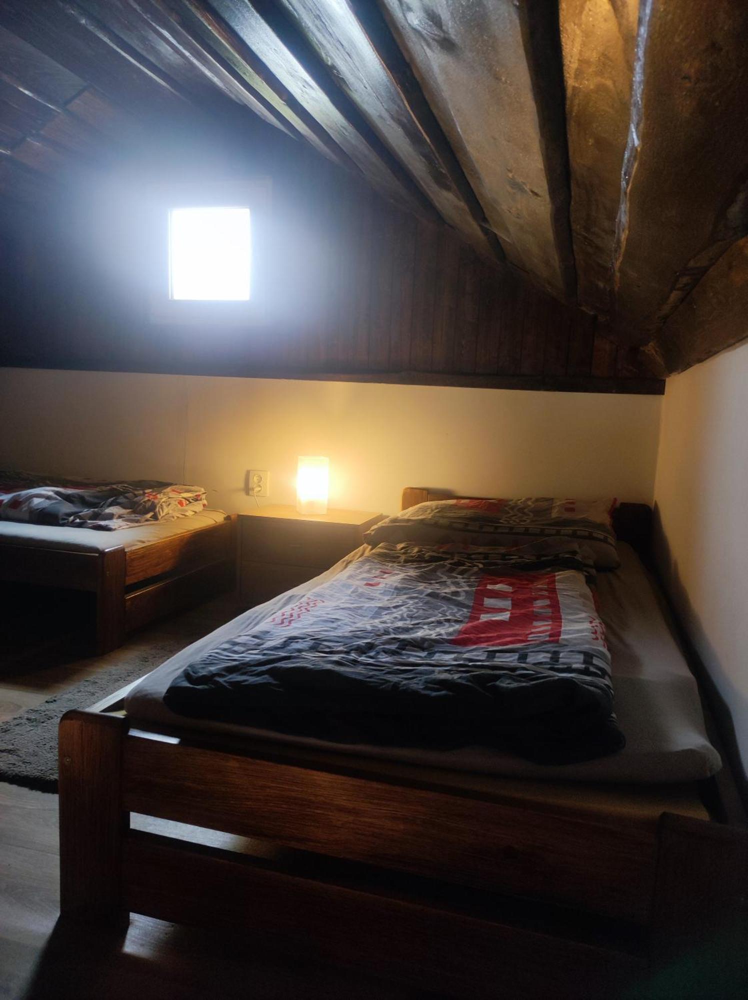 Ubytovani V Klimatizovanych Chatickach Stit Chlumec nad Cidlinou Extérieur photo